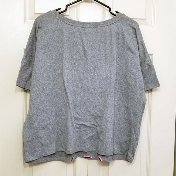 Disney Minnie Mouse Morning Snooze Face Gray Pink Sleep Lounge Pajamas Crop Top - Picture 2 of 2